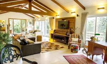 Imagem 3: Magnífica casa no Centro de Penedo, Itatiaia RJ!! Terreno de 7.800 m²