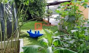 Imagem 5: SOBRADO A VENDA, COM POMAR DE ÁRVORES FUTÍFERAS, TERRENOS COM 02 ENTRADAS INDIVIDUASI