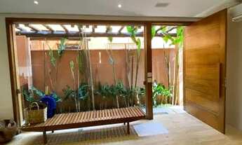 Imagem 4: Sobrado frente ao mar em Condomínio, com 4 Suítes na Praia de Barra do Una!