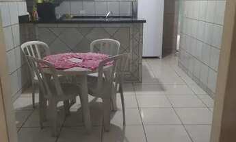 Imagem 3: Casa para venda tem 300 metros quadrados com 2 quartos em Setor Garavelo - Aparecida de Go