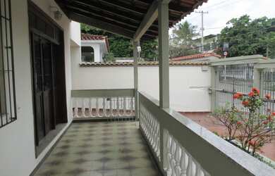 Imagem 5: Vendo Linda Casa no Pechincha de 327 m², com 4 quartos, Quintal Grande, Vaga para vários c