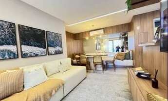 Imagem: 4 quartos na quadra da praia de Icaraí