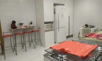 Imagem 7: Casa 230m² com 3 Suítes com Closet, 5 Banheiros, Salão, Sala Jantar, Cozinha armários. Var