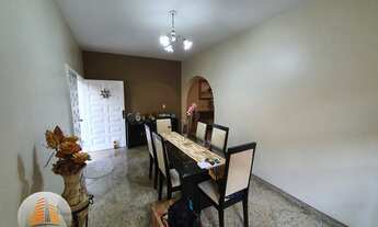 Imagem 2: Casa de condomínio para venda tem 256 metros quadrados com 3 quartos