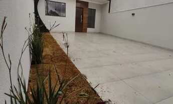 Imagem 3: Casa para Venda em Maringá, Jardim Alvorada, 3 dormitórios, 1 suíte, 1 banheiro, 4 vagas