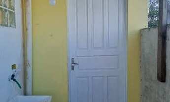 Imagem: Alugo meia-agua ( pra uma pessoa ) Pinhais