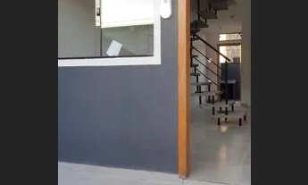 Imagem 7: Sobrado Geminado para Venda em Joinville, Nova Brasília, 2 dormitórios, 1 banheiro, 1 vaga