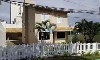 Imagem 2: Casa em Condomínio no Alto da Glória - Com 3 quartos, sendo 1 suíte, com quintal e espaço