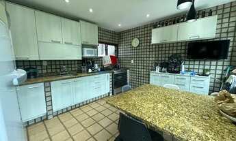 Imagem 4: Casa de condomínio para venda tem 378 metros quadrados com 4 quartos em Piratininga - Nite