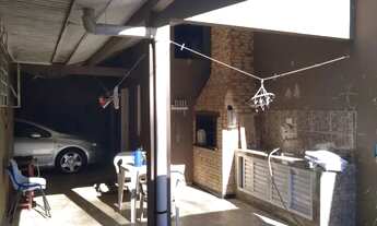 Imagem 2: Casa Com 1.000 mil metros quadrados de lote