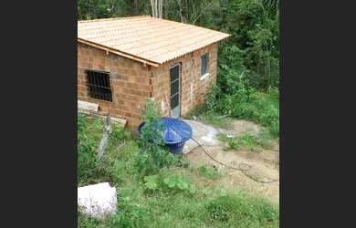 Imagem 2: Vendo terreno já com casa pronta