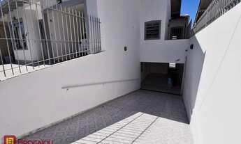 Imagem 2: Apartamento de 2 quartos para alugar no bairro Areias