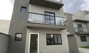 Imagem: Sobrado com 173m² - 03 quartos, um suite