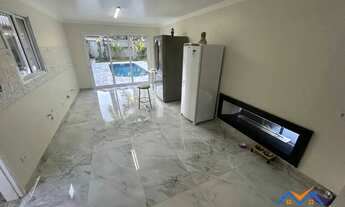 Imagem 4: Casa com piscina em Condomínio fechado , confira!