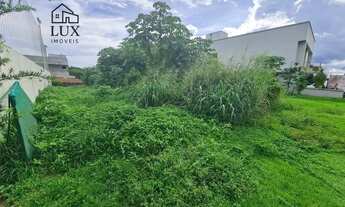 Imagem 2: Mediterrâneo / Lote com 800m² / Plano / bem localizado / todo documentado