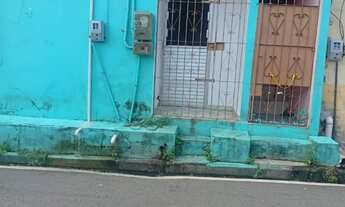 Imagem: Alugo Quitinete térreo gradeada