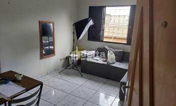 Imagem 4: Casa Comercial disponível para Venda no bairro Jardim Brasília em Uberlândia-MG