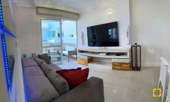 Imagem 2: Apartamento em Jurerê, com 3 quartos e vaga de garagem livre