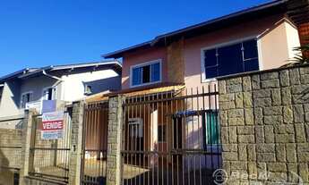 Imagem 3: Casa no bairro Itaum, Joinville: 126m², 4 dormitórios, 1 suíte, 4 banheiros por R$ 840.000