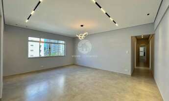 Imagem 2: Apartamento com 2 quartos totalmente reformado à venda no bairro da Ponta da Praia- Santos