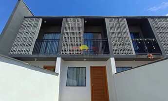 Imagem: Sobrado Geminado c/ 02 Quartos no Morro