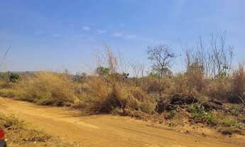 Imagem 4: Área 1 quadra atrás da Br-153, bom para Galpão