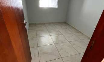 Imagem 5: Linda residencia com 02 quartos e amplo lote em Uvaranas !!