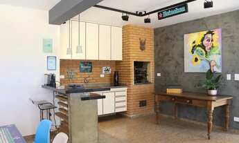 Imagem 7: Casa de condomínio para venda possui 377 metros quadrados com 4 quartos