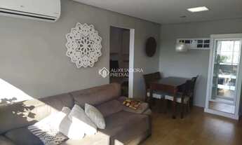 Imagem 7: Mobiliado com duas garagens da Rua Afonso Rodrigues