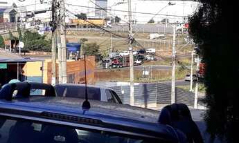 Imagem 7: Lote comercial com 02 lojas na frente, na Av.Campos de Ouriques 1a. Seçao -Em frente Denso