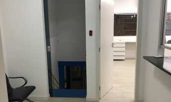 Imagem 5: Galpão com 1.280m² no Parque Dez de Novembro. Aceita financiamento!