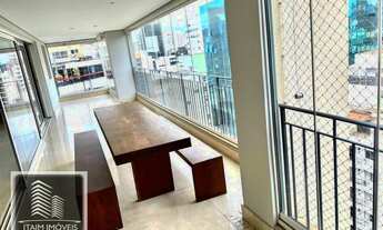 Imagem 5: Apartamento para aluguel possui 243 metros quadrados com 3 quartos em Itaim Bibi - São Pau