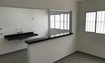 Imagem 2: Sobrado para venda possui 180 metros quadrados com 4 quartos