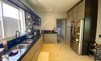 Imagem 5: Casa de condomínio para aluguel com 330 metros quadrados com 4 quartos