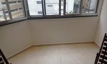 Imagem 3: Apartamento para venda possui 50 metros quadrados com 1 quarto em José Menino - Santos - S