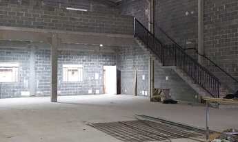 Imagem 4: Barracão Galpão / depósito com 5 vagas na garagem