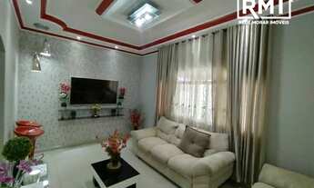 Imagem: Sobrado à venda no bairro Jardim das Indústrias