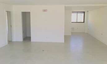 Imagem 3: Apartamento novo no Centro com 4 suítes, 3 vagas, HB e 180m² interno, andar alto e ensolar