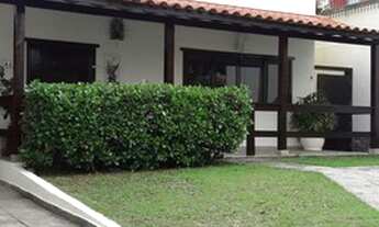 Imagem: Casa duplex com 3 quartos e 6 vagas de garagem