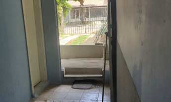 Imagem 3: Alugo casa de fundos com vaga de garagem, QNL Taguatinga