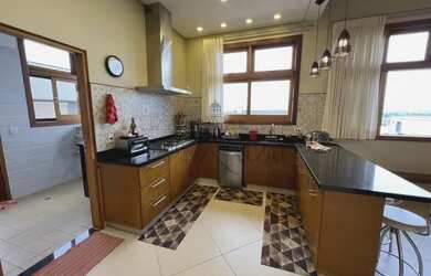 Imagem 2: Casa em Condomínio - Urbanova - Condomínio Monte Carlo - 04 Dormitórios - 04 Suites - 451m