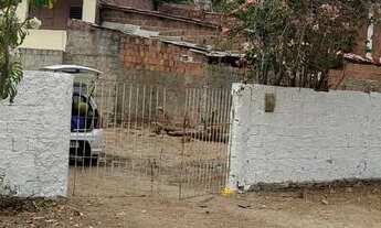 Imagem 2: Casa em ponta de pedras ( VENDER URGENTE
