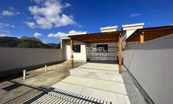 Imagem 1: Casa com 2 dormitórios à venda no bairro Divinéia em Rio dos Cedros-SC