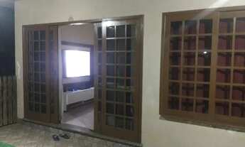 Imagem 3: Casa com sala,4 quartos , lavanderia e area