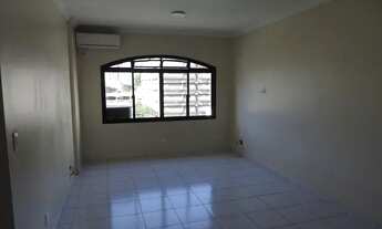 Imagem 3: Apartamento para venda tem 90 metros quadrados com 2 quartos em Pitangueiras - Guarujá - S