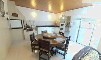 Imagem 6: Ótima casa com 3 dormitórios próxima ao mar