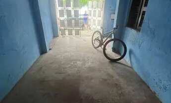 Imagem 4: Casa para venda possui 90 metros quadrados com 2 quartos em Jardim Guanabara - Fortaleza