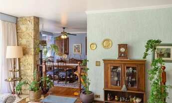 Imagem 2: Casa térrea na frente do parque Severo Gomes