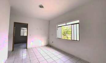 Imagem 6: Aluga-se casa no Setor Coimbra, 3 quartos, 1 suíte