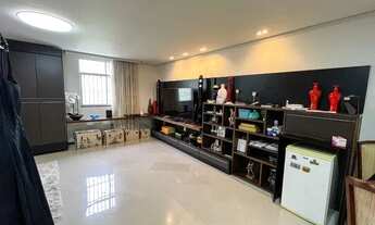 Imagem 7: Excelente Imóvel Residencial no Reduto - 450m²